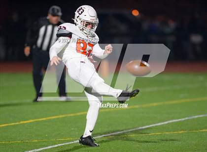 Thumbnail 2 in Eastside Catholic @ Yelm (WIAA 3A Semifinal) photogallery.