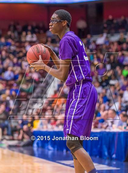 Thumbnail 2 in Fairfield Prep vs. Westhill (CIAC Class LL Final) photogallery.