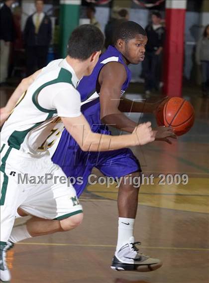 Thumbnail 2 in Sacramento vs. Bishop Manogue (Gridley Invitational) photogallery.