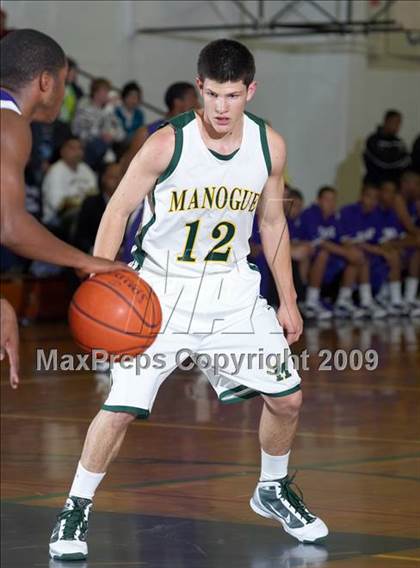 Thumbnail 2 in Sacramento vs. Bishop Manogue (Gridley Invitational) photogallery.