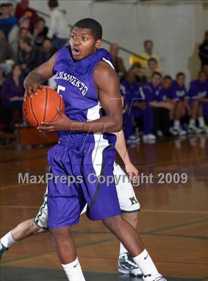 Thumbnail 3 in Sacramento vs. Bishop Manogue (Gridley Invitational) photogallery.