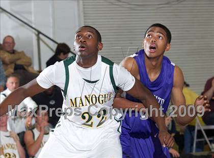 Thumbnail 1 in Sacramento vs. Bishop Manogue (Gridley Invitational) photogallery.