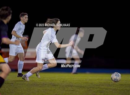 Thumbnail 2 in Oak Hall vs. Bell photogallery.