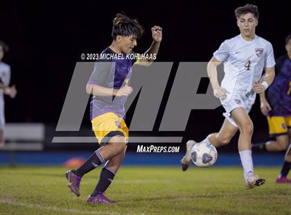 Thumbnail 2 in Oak Hall vs. Bell photogallery.