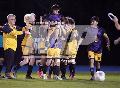 Thumbnail 1 in Oak Hall vs. Bell photogallery.