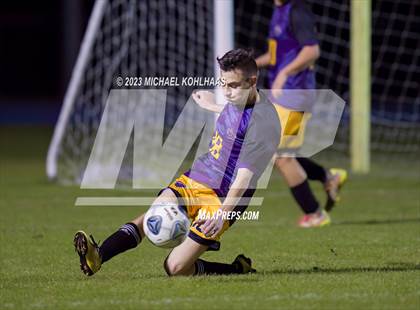 Thumbnail 2 in Oak Hall vs. Bell photogallery.