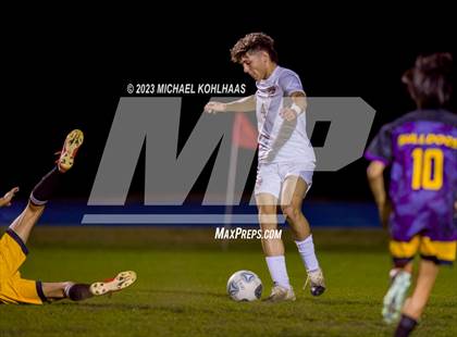 Thumbnail 3 in Oak Hall vs. Bell photogallery.