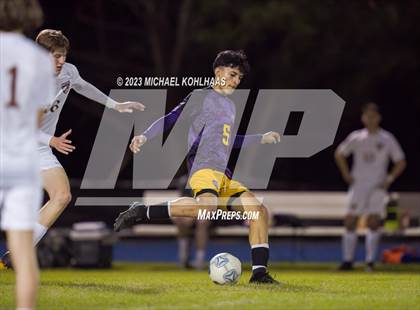 Thumbnail 1 in Oak Hall vs. Bell photogallery.
