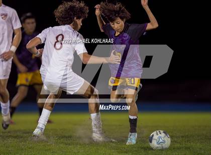Thumbnail 2 in Oak Hall vs. Bell photogallery.