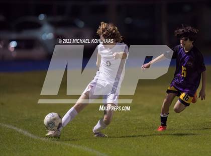 Thumbnail 1 in Oak Hall vs. Bell photogallery.