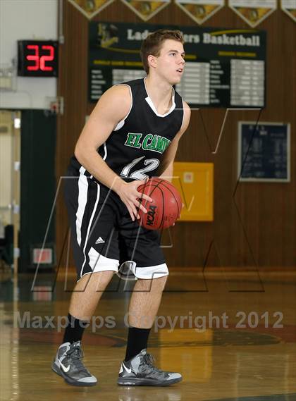 Thumbnail 2 in El Camino vs. Center (Jack Scott Tournament) photogallery.