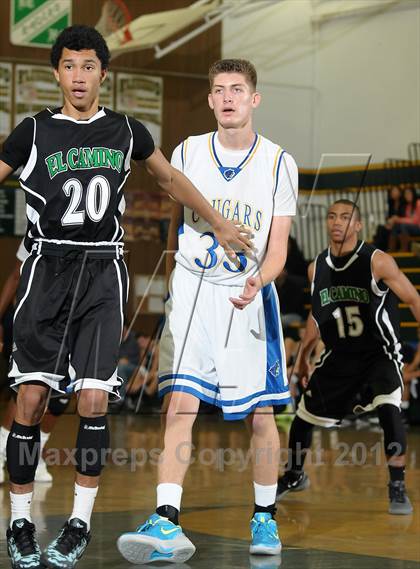 Thumbnail 2 in El Camino vs. Center (Jack Scott Tournament) photogallery.