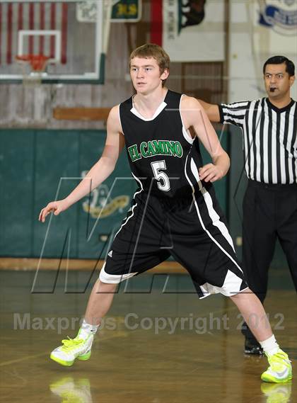 Thumbnail 2 in El Camino vs. Center (Jack Scott Tournament) photogallery.