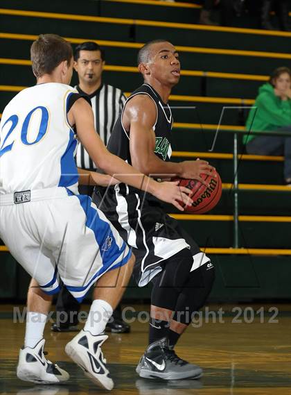 Thumbnail 1 in El Camino vs. Center (Jack Scott Tournament) photogallery.