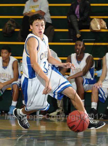 Thumbnail 3 in El Camino vs. Center (Jack Scott Tournament) photogallery.
