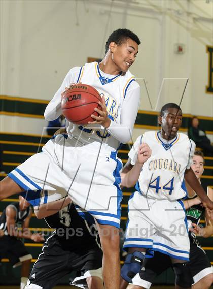 Thumbnail 1 in El Camino vs. Center (Jack Scott Tournament) photogallery.