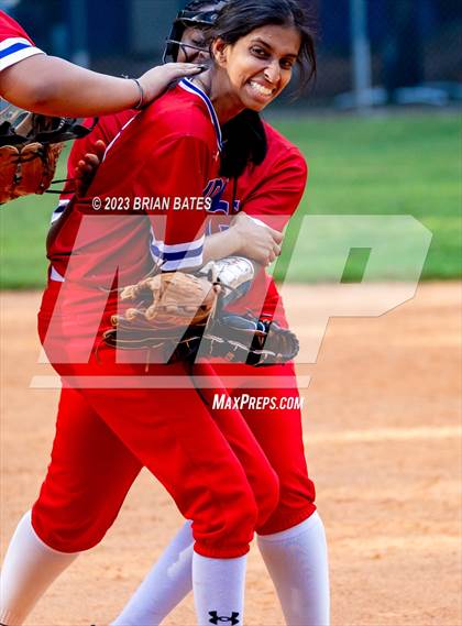Thumbnail 3 in Peachtree Ridge @ Dunwoody photogallery.