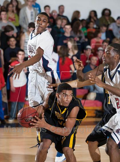 Thumbnail 3 in Hughson @ Modesto Christian photogallery.