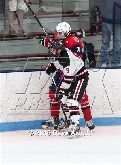 Thumbnail 3 in Reading Memorial vs. Central Catholic (MIAA Division 1A Play-In) photogallery.