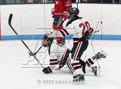 Thumbnail 3 in Reading Memorial vs. Central Catholic (MIAA Division 1A Play-In) photogallery.
