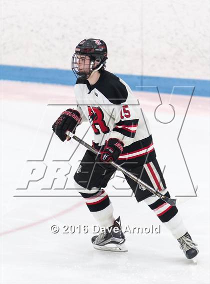 Thumbnail 3 in Reading Memorial vs. Central Catholic (MIAA Division 1A Play-In) photogallery.