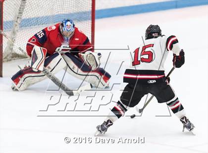 Thumbnail 3 in Reading Memorial vs. Central Catholic (MIAA Division 1A Play-In) photogallery.