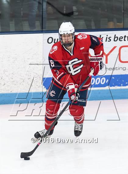 Thumbnail 2 in Reading Memorial vs. Central Catholic (MIAA Division 1A Play-In) photogallery.