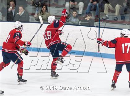 Thumbnail 2 in Reading Memorial vs. Central Catholic (MIAA Division 1A Play-In) photogallery.
