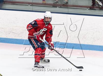 Thumbnail 2 in Reading Memorial vs. Central Catholic (MIAA Division 1A Play-In) photogallery.