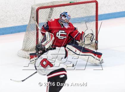 Thumbnail 1 in Reading Memorial vs. Central Catholic (MIAA Division 1A Play-In) photogallery.