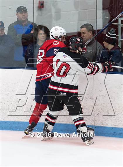 Thumbnail 3 in Reading Memorial vs. Central Catholic (MIAA Division 1A Play-In) photogallery.