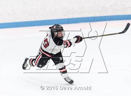 Thumbnail 3 in Reading Memorial vs. Central Catholic (MIAA Division 1A Play-In) photogallery.
