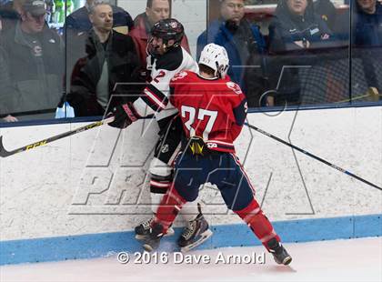 Thumbnail 1 in Reading Memorial vs. Central Catholic (MIAA Division 1A Play-In) photogallery.