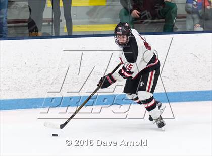 Thumbnail 3 in Reading Memorial vs. Central Catholic (MIAA Division 1A Play-In) photogallery.