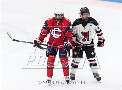 Thumbnail 2 in Reading Memorial vs. Central Catholic (MIAA Division 1A Play-In) photogallery.