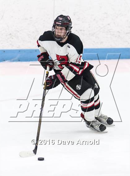 Thumbnail 2 in Reading Memorial vs. Central Catholic (MIAA Division 1A Play-In) photogallery.