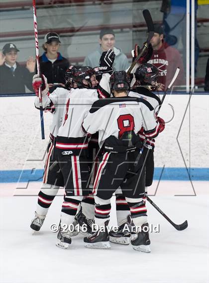 Thumbnail 2 in Reading Memorial vs. Central Catholic (MIAA Division 1A Play-In) photogallery.