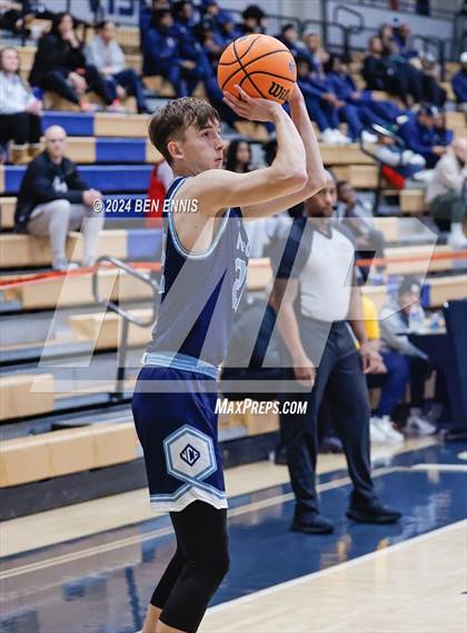 Thumbnail 3 in Woodstock vs. North Cobb Christian (Lemon Street Classic) photogallery.