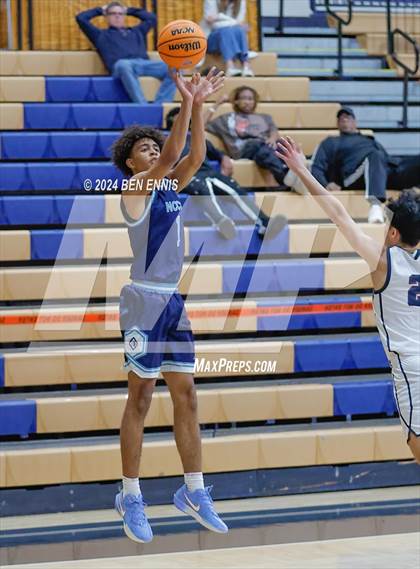 Thumbnail 1 in Woodstock vs. North Cobb Christian (Lemon Street Classic) photogallery.