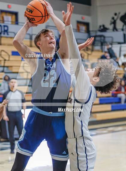 Thumbnail 2 in Woodstock vs. North Cobb Christian (Lemon Street Classic) photogallery.