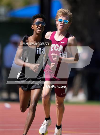 Thumbnail 2 in CHSAA Final 3A (3200 Meter) photogallery.