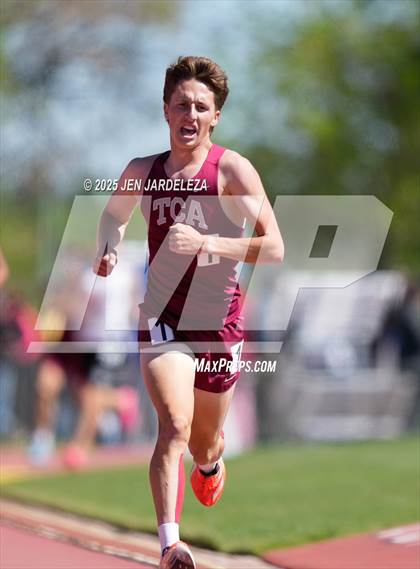Thumbnail 3 in CHSAA Final 3A (3200 Meter) photogallery.