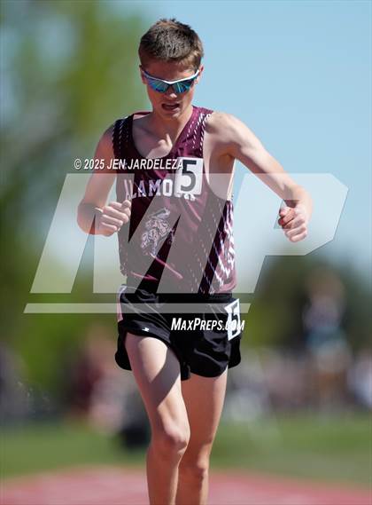 Thumbnail 2 in CHSAA Final 3A (3200 Meter) photogallery.