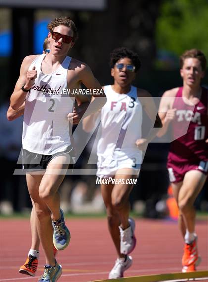 Thumbnail 3 in CHSAA Final 3A (3200 Meter) photogallery.