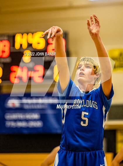 Thumbnail 1 in Sierra Lutheran vs. Smith Valley (Serpent Classic) photogallery.