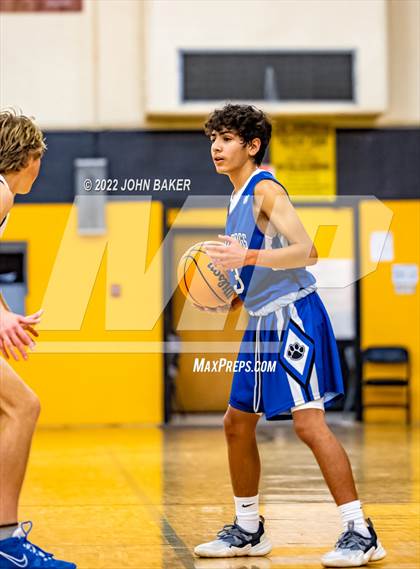 Thumbnail 2 in Sierra Lutheran vs. Smith Valley (Serpent Classic) photogallery.