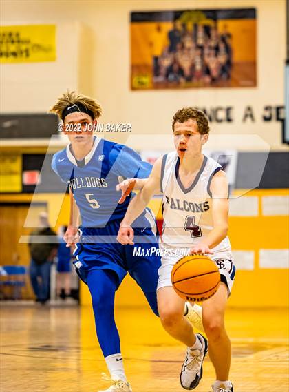 Thumbnail 2 in Sierra Lutheran vs. Smith Valley (Serpent Classic) photogallery.