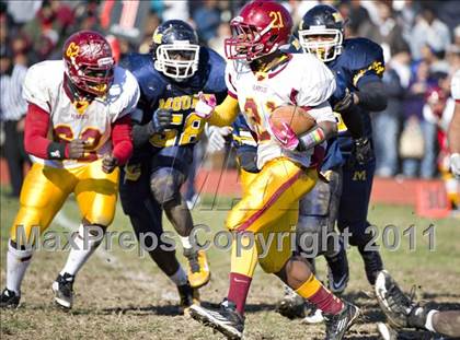 Thumbnail 2 in Cardinal Hayes vs Mt. St. Michael Academy photogallery.