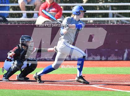 Thumbnail 3 in Gunter vs Trenton (Bells Invitational) photogallery.