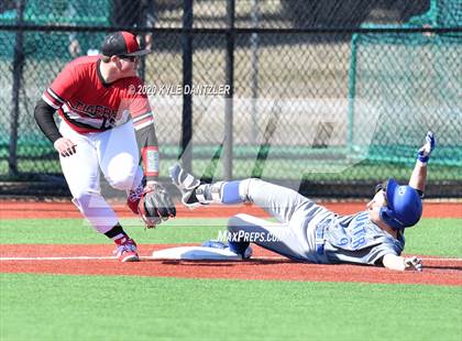 Thumbnail 3 in Gunter vs Trenton (Bells Invitational) photogallery.